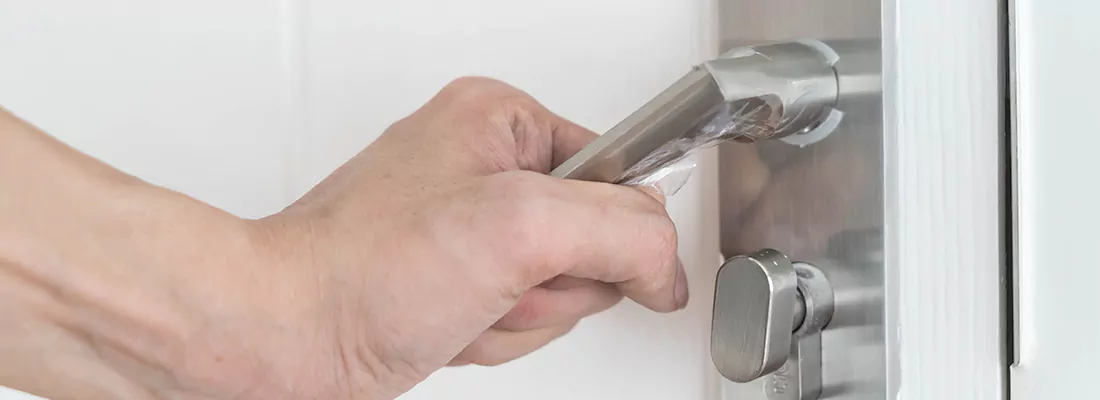 Expert Garage Door Opener Repair and Installation in Palmetto Bay, FL