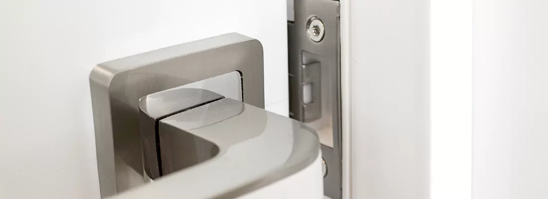 Seamless Integration of Magnetic Locks with Access Control Systems in Palmetto Bay, FL